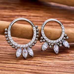 ASTM F136 titanio oreja PIERC en forma de abanico y lateral CZ anillo aro nariz anillos con bisagras Clicker pendiente Labret Tragus anillo cuerpo Piercing - Product Image 3