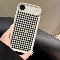 Coque de téléphone personnalisée en TPU imprimé motif cœur à carreaux pour iPhone 17 16 15 14 13 12 11 Pro Max XR XS 6 7 8 Plus