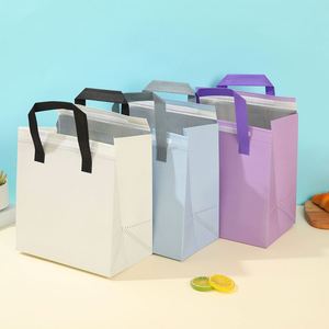 Sac isotherme pour déjeuner en tissu non tissé recyclable, isolation thermique, revêtement anti-UV, poignée Flexiloop, impression sur écran, logo personnalisé, cadeau - Product Image 2