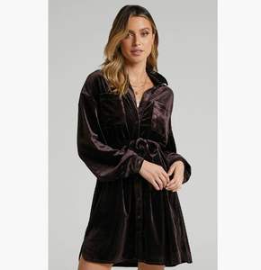 Diseñador <span class=keywords><strong>de</strong></span> las mujeres sólido Otoño Invierno Vestido largo <span class=keywords><strong>de</strong></span> <span class=keywords><strong>terciopelo</strong></span> estilo europeo americano rodilla botón decoración XL tamaño vestido - Product Image 4