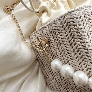 THK0518 Fashion Small Square Chain Shoulder <b>Bag</b> Daisy <b>Straw</b> <b>Woven</b> Drawstring Bucket Pearl Handbag Summer - Product Image 3