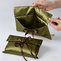 Pochette en tissu satiné de haute qualité avec logo personnalisé, fermeture à pression, lavable, réutilisable, pour foulards en soie, bijoux, articles féminins
