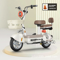 Trottinette électrique pliable pour adultes, mini trottinette à deux roues pour les trajets quotidiens, fabriquée par le fabricant, pour le marché international.