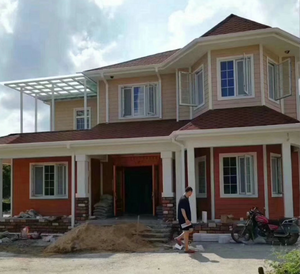 บ้านสำเร็จรูปโครงเหล็กเบา 2 ชั้น โมเดิร์น บ้านแบบโมดูลาร์ขนาดเล็ก ได้รับการรับรองมาตรฐาน CE บ้านสำเร็จรูป 3-4 ห้องนอน - Product Image 2