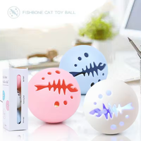 Jouet pour chat balle flash lumineux cloche herbe à chat menthe interactif teaser de chat jouant au ballon chat chaton paillettes balle jouets