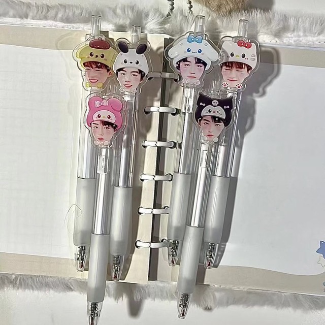Custom Charm Cartoon Cute Fashion Color Plastic Ballpoint Pen with Durable Acrylic Rubber Clip for Promotional Use