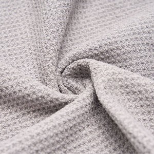 Toalla de Golf de Microfibra Tipo Waffle Jiemeirui, 140g, Absorbente, Portátil, para Deportes al Aire Libre, Personalizable con Logotipo - Product Image 1