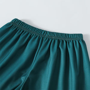 Ensemble de maillot et short de football personnalisé deux pièces unisexe respirant grande taille à séchage rapide 7 uniformes d'entraînement pour équipes de match - Product Image 3