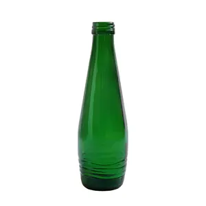 Conception personnalisée Bouteille en verre pour boisson gazeuse à base de soda vert Bouteille en verre pour boisson à l'eau gazeuse vente de gros