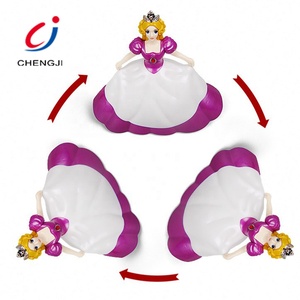 Vendita calda lovely rotary angel girl dancing lighting candy doll models - Product Image 4