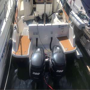 Jeanneau Cap Camarat 8.5 WA 2011, yacht à plancher avec revêtement de sol en teck EVA marin - Product Image 1