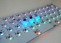 OEM keyboard mekanis gaming berkabel dan nirkabel, keyboard kustom profesional PCB 60% 100% TKL USB tipe-c bisa diisi ulang