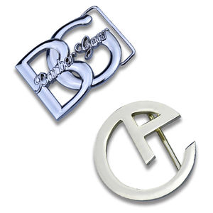 Hot Sales Custom Brand Letter Logo Metall gürtels chn allen Entwerfen Sie Ihren eigenen privaten Druckguss mit Versilberung - Product Image 1