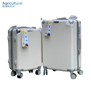 Equipaje de lujo-Acabado brillante elegante-Sistema de bloqueo seguro y ruedas lisas-Perfecto para escapadas de fin de semana y viajes aéreos - Product Image 3