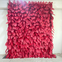 NINI Panneau mural décoratif 5D personnalisé en tissu, motif plumes rouges et fleurs, pour mariage, toile de fond artificielle en soie