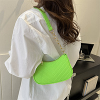 Sac à bandoulière en feutre pas cher, sacs à motif crocodile tendance pour femmes, petit sac sous le bras