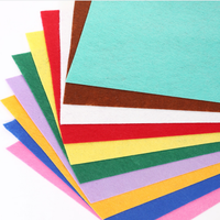 Rouleaux et feuilles de tissu en feutre non tissé de 1mm 2mm 3mm 4mm 5mm ou d'épaisseur personnalisée