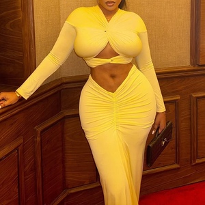 ชุดเซ็ตแฟชั่น 2 ชิ้น เสื้อครอปคอวีแขนยาวสีพื้นแต่งระบายผูกเชือก พร้อมกระโปรงทรงเข้ารูปสำหรับผู้หญิง - Product Image 3