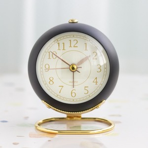 Nouvelle Lampe de Chevet Créative Moderne 2024 pour Enfants, Réveil Intelligent avec Effet Lever de Soleil, Horloge de Table/Bureau en Métal pour Enfants - Product Image 5