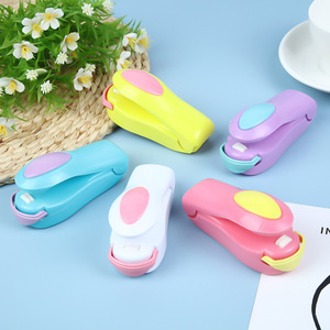 Mini Sealing Machine A1081 Plastic Hand Operated Heat Sealer For Snack Bags Household Use - Product Image 4