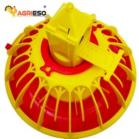 Système d'alimentation complet pour élevage de poulets de chair sur plancher, avec accessoires durables pour mangeoires à poulets de chair