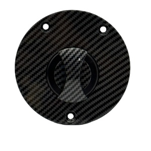 Couvre-réservoir d'essence avant en alliage d'aluminium CNC sans clé pour moto, impression hydrographique, pour trois trous de fixation à vis - Product Image 1