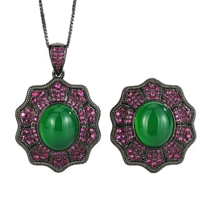 Ensemble de bijoux vintage en cuivre écologique de gros, haut de gamme, avec collier et boucles d'oreilles imitation jade vert 10*12mm pour femmes - Product Image 1
