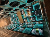 Panneau en verre trempé Infinity Mirror Floor Effet 3D LED Dance Floor Infinity Mirror Signs For Bar Party Store Décoration murale