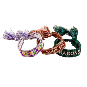 Logotipo personalizado regalo nombre letras hecho a mano trenzado borla ajustable 3D textos encanto tela amistad tejido bordado pulsera - Product Image 6