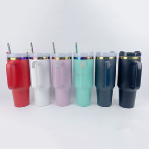 Vaso de acero inoxidable al vacío personalizado de 40oz con asa y iones de paja/chapado en oro para viajes - Product Image 3