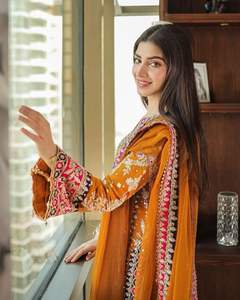 Hermosa parte superior de Georgette pesada de alta calidad con Georgette Plazzo completamente bordado y pesado para mujeres y niñas - Product Image 5