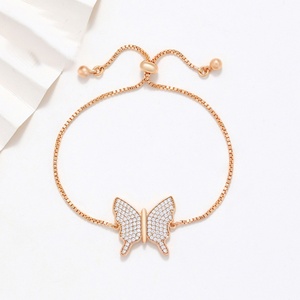 สร้อยข้อมือผู้หญิงดีไซน์ผีเสื้อประดับเพชรซิคอนชุบทอง 18K แฟชั่นทันสมัย วัสดุทองเหลือง เหมาะสำหรับเป็นของขวัญ - Product Image 1