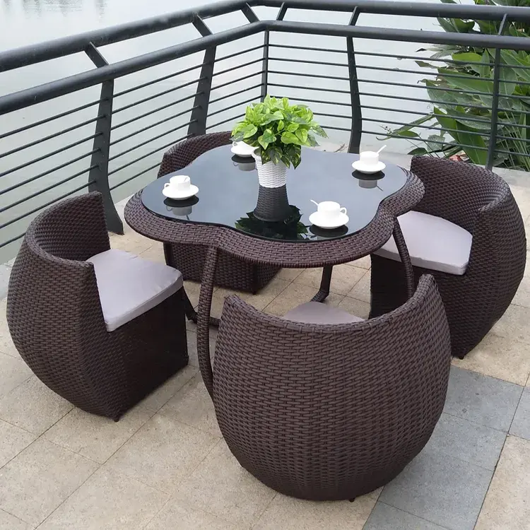 Joyeleisure Factory Price Outdoor Steel Rattan Wicker Patio Garden Table Set Garden Sofa Set