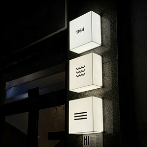 Caja de Luz LED Acrílica Rectangular Monocromática Resistente a la Intemperie para Montaje en Pared para Letreros Iluminados - Product Image 2