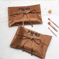 Pochette enveloppe en satin de haute qualité personnalisée paquet d'extension de cheveux sac d'emballage pour perruque avec ruban sac à poussière en satin de soie imprimé logo