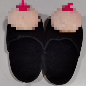 Cadeau de Bachelorette pantoufles de pénis pour femmes pantoufles d'hiver Creative Funny Bachelorette Party Boobs Pantoufles de pénis - Product Image 4