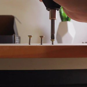 Mini cacciavite elettrico adatto per la riparazione di <span class=keywords><strong>elettrodomestici</strong></span> e l'assemblaggio e lo smontaggio di giocattoli - Product Image 2