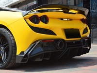 Becquet arrière en fibre de carbone sèche durable de style PK, séparateur latéral arrière adapté à la modification de la Ferrari F8