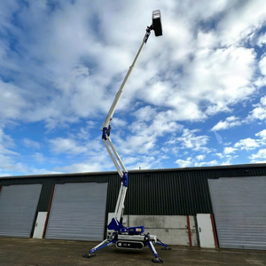 Plataforma Elevadora Articulada sobre Orugas, Totalmente Hidráulica, para Trabajos de Construcción y Mantenimiento - Product Image 1