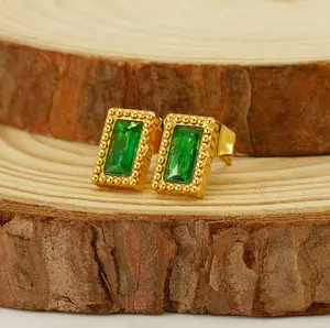 Zooying Fashion Stainless Steel Emerald Crystal Zircon Earring Stud