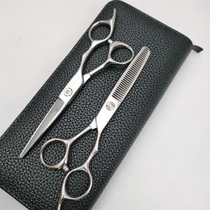 กรรไกรตัดผม DGT 6 นิ้ว VG10 สแตนเลสสตีล ใบมีดคมกริบ สำหรับช่างผมมืออาชีพ ด้ามจับยาว กรรไกรตัดผมแบบแบน - Product Image 2