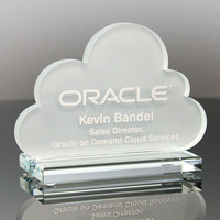 Trophée de récompense en verre dépoli en forme de nuage pour la collaboration d'équipe en entreprise