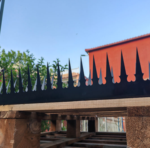 Red de Púas de Acero con Recubrimiento Negro de un Solo Filo - Seguridad Perimetral de Alta Disuasión para Locales Comerciales, Patios Industriales - Product Image 3