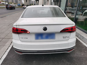 Volkswagen <span class=keywords><strong>Bora</strong></span> 2023 Automático, 5 Plazas, Gasolina, 200 km/h, Volante a la Izquierda, Tracción en las Cuatro Ruedas, Vehículo <span class=keywords><strong>Usado</strong></span> en Venta a Buen <span class=keywords><strong>Precio</strong></span> - Product Image 4