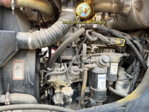 Liugong CLG777A 4WD 4WS d'occasion Commandes entièrement hydrauliques Moteur de boîte de vitesses Bras de balancier extensible Chargeuse-pelleteuse Godets multifonctions - Product Image 4