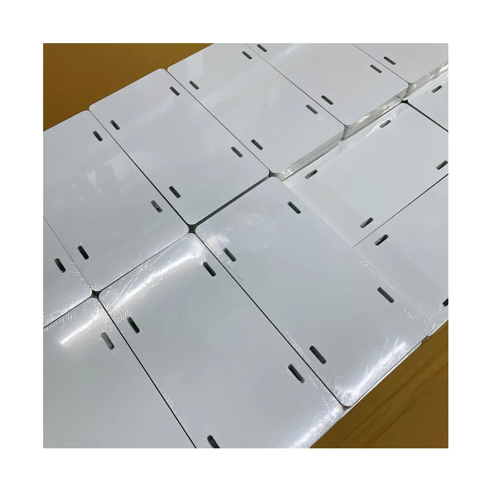2024 Dalijia sublimación en blanco placas de matrícula de coche aluminio brillo blanco sublimación etiquetas de coche Mini novedad placa de matrícula