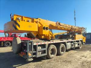 Componentes del Motor Principal de Grúa Oruga Usada XCM-G 2022y con Pintura Original, Tablero Fino, con Caja de Cambios y Bomba - Product Image 3