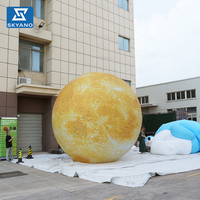 Installation de lune gonflable jaune personnalisée pour la décoration de l'événement du Festival de la Mi-Automne en extérieur