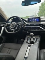 Zotye T500 1.5T Essence SUV Automatique 2018 d'occasion, sièges électriques en cuir foncé, 150-200 ch, 15000-25000 milles, Euro VI, feux LED