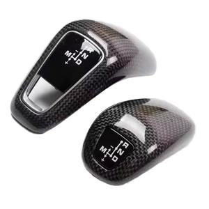 Vente flash : Couvercle de levier de vitesse en fibre de carbone authentique pour Porsche Cayenne, remplacement adapté. - Product Image 1